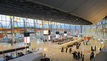 Турист узнал об отмене рейса из Еревана за четыре дня до вылета