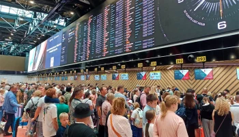 Авиакомпании снова отменяют вылеты из Москвы