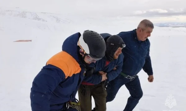 Спасатели назвали причины гибели туристов на Камчатке Спасатели назвали причины гибели туристов на Камчатке