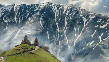 Российские туристы лидируют по сумме потраченных в Грузии денег