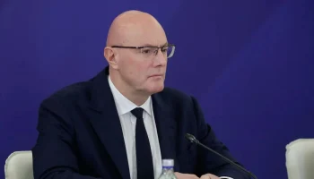 Чернышенко: нехватка инфраструктуры мешает конкурировать с зарубежьем за туристов
