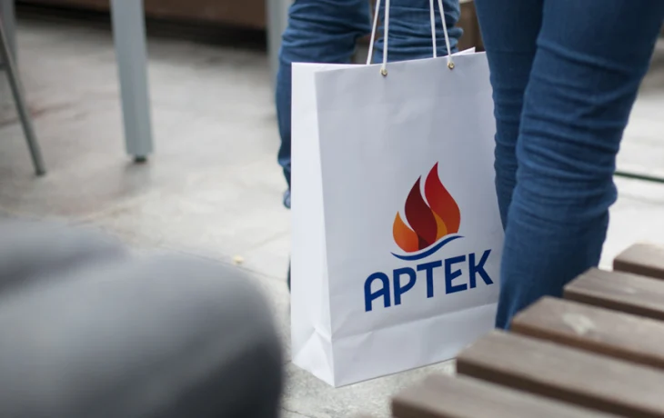 «Артек» и другие лагеря Крыма начали вывозить детей «Артек» и другие лагеря Крыма начали вывозить детей