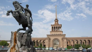Россияне потратили деньги на несуществующий отель в Ереване и «решал из 90-х»