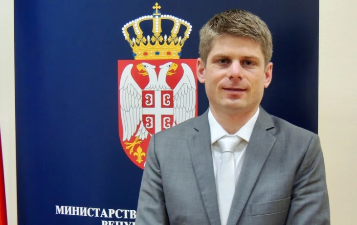 Сербия снова опровергла введение виз для российских туристов