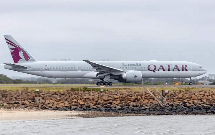 &laquo;Бросили посреди океана!&raquo; У туристки случился инсульт на борту Qatar Airways