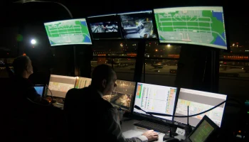 Новый год с переносом: Пулково, Калининград и юг России стали главными очагами задержек рейсов