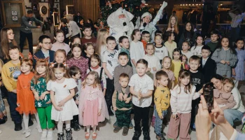 Туроператор отправил взрослых в детство, а детей &ndash; в сказку