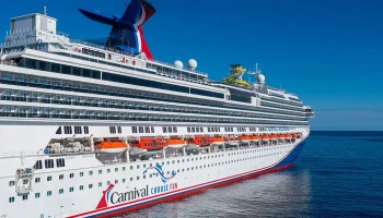 Туристка засудила круизную компанию за спаивание пассажиров Туристка засудила круизную компанию за спаивание пассажиров