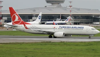 Туроператоры размещают в отелях туристов с отмененных рейсов Turkish Airlines
