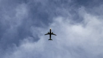 Европейский регулятор рекомендовал авиакомпаниям ограничить рейсы на Ближний Восток до 24 апреля