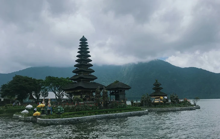 На Бали и Пхукете туристов лишили любимых новогодних развлечений