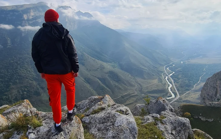 К восхождению на Эльбрус допустят только группы туристов К восхождению на Эльбрус допустят только группы туристов