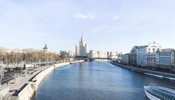 Туристам советуют торопиться с бронированием отелей в Москве