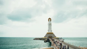 Хайнань планирует расширить авиасообщение с Россией