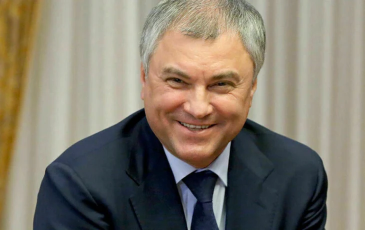Володин: чиновникам следует отказаться от заграничного отдыха