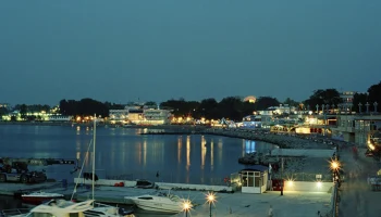 Отели в Анапе снижают цены на проживание в майские праздники