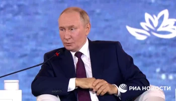 Путин допустил объединение платежных инструментов России и Китая