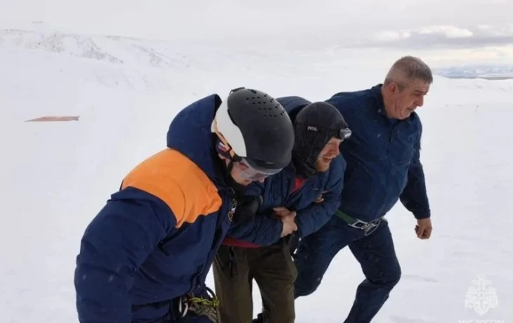 Спасатели назвали причины гибели туристов на Камчатке Спасатели назвали причины гибели туристов на Камчатке