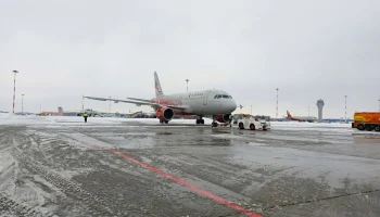 Пулково сообщил о возобновлении штатной работы на фоне снегопада