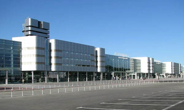 Задержки рейсов в Екатеринбурге и Челябинске достигают 12&ndash;14 часов из-за &laquo;ковра&raquo;