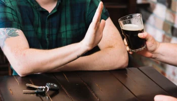 Туристов в Манжероке оставят без алкоголя по воскресеньям