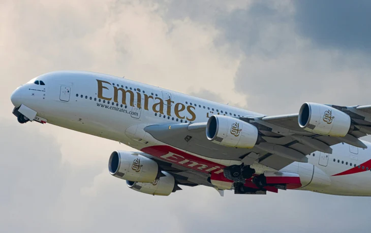 На выставке ATM в Дубае Emirates призвали обновить самолеты на рейсах в Россию