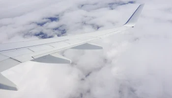 Снегопад сорвал рейс из Хургады: пассажиры AlMasria застряли в Уфе