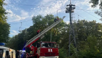 После ЧП на канатке в Нальчике четверо туристов остаются в больнице
