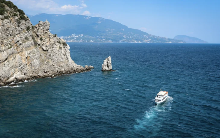 После сокращения поездов из Крыма дешевые билеты в Москву разобрали