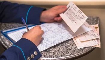Поезда в Крым и обратно идут со значительным опозданием