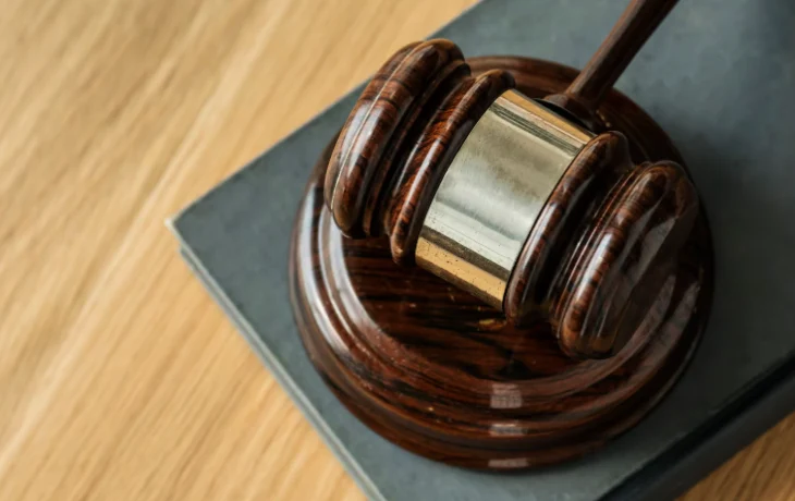 Турист не улетел в Италию из-за задержки визы и обвинил в этом туроператора и турагента Турист не улетел в Италию из-за задержки визы и обвинил в этом туроператора и турагента