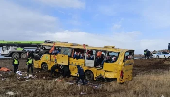 Автобус с китайскими туристами перевернулся в Забайкалье: двое погибли