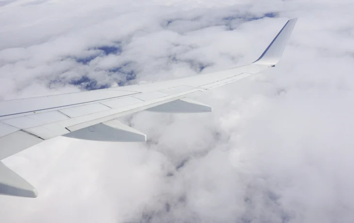 Снегопад сорвал рейс из Хургады: пассажиры AlMasria застряли в Уфе