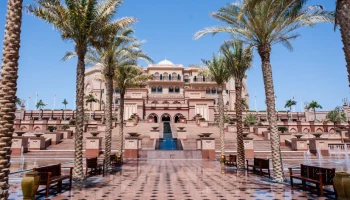 Туристам предложили билеты в ОАЭ за 5 тысяч рублей