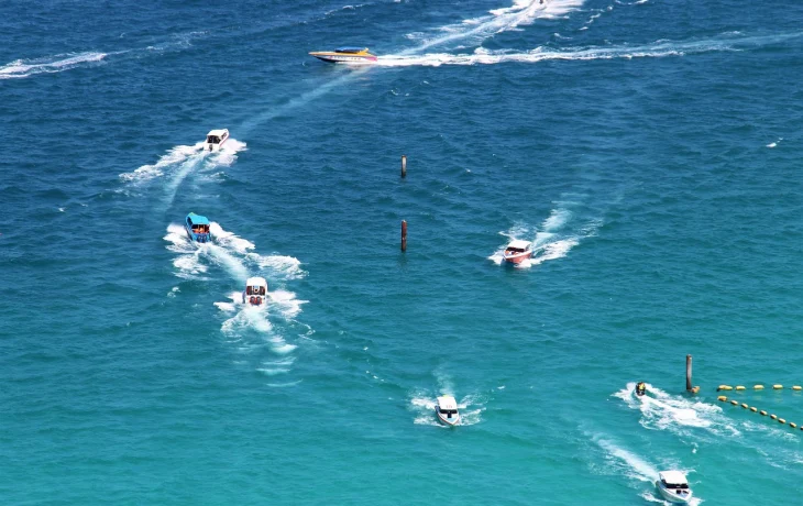 Операторы катеров в Паттайе пообещали туристам не поднимать цены из-за подорожания топлива Операторы катеров в Паттайе пообещали туристам не поднимать цены из-за подорожания топлива