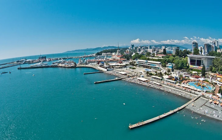 Отдохнуть в Сочи на майские праздники предлагается дешевле, чем в прошлом году