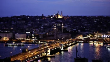 Въезд туристов на автомобилях в центр Стамбула могут сделать платным