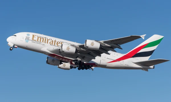 Emirates убавляет число кресел в экономе в Airbus A380