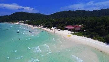 Туристов пугают отравлениями на курортах Вьетнама после купания в море