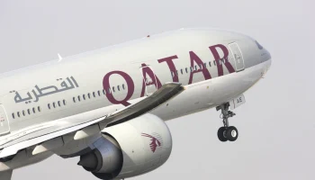 Авиакомпания Qatar Airways столкнулась с обвинением в краже телефона в бизнес-классе