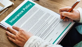 Авиакомпании начали требовать страховку для посадки на рейсы в Грузию