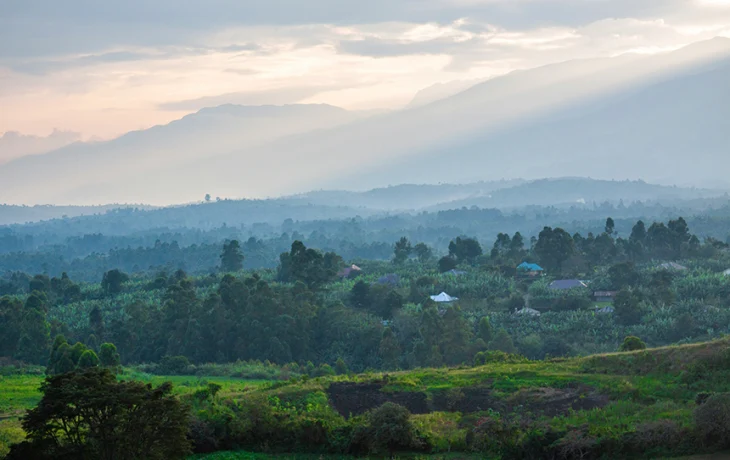 Уганда обещает отменить визы для российских туристов