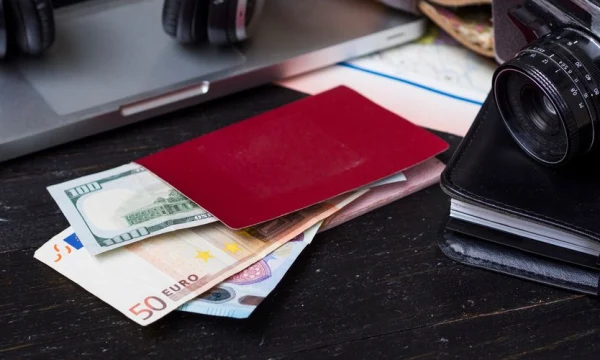 Туристы остались в ОАЭ без копейки, воспользовавшись советом дипломатов