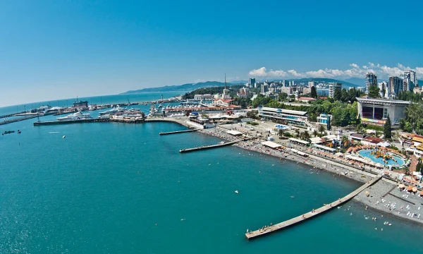 Отдохнуть в Сочи на майские праздники предлагается дешевле, чем в прошлом году