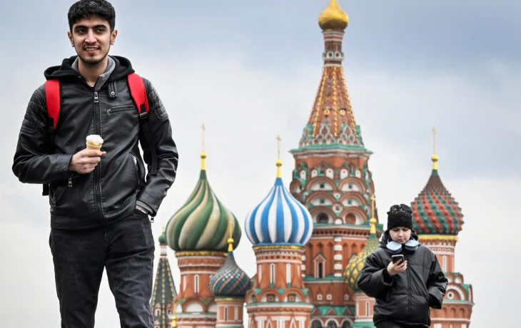 У иностранных туристов при въезде в Россию могут проверить телефоны У иностранных туристов при въезде в Россию могут проверить телефоны