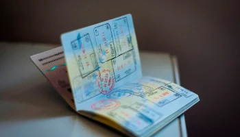 Туристов возмутила услуга в визовом центре Испании, от которой сложно отказаться