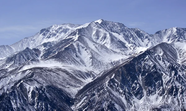 Следователи займутся гибелью трех туристов в горах Бурятии