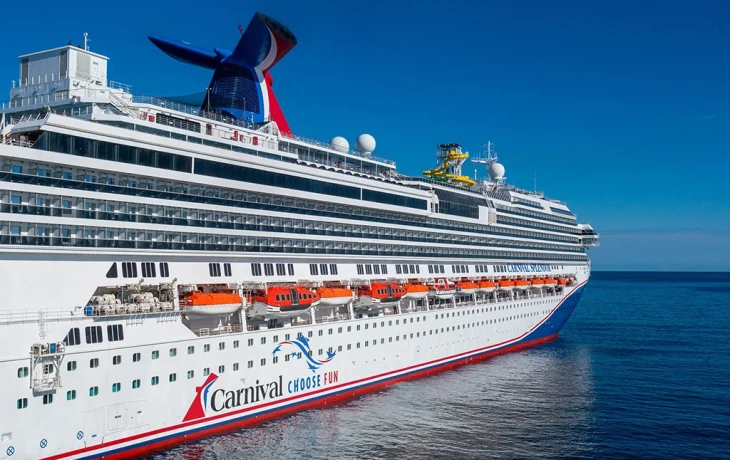 Туристка засудила круизную компанию за спаивание пассажиров