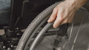 &laquo;Победа&raquo; согласилась разрешить конфликт с пассажиром из-за инвалидной коляски