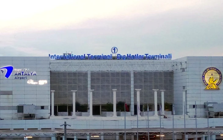 Туристы из Самары попадут в Анталью на 14 часов позже